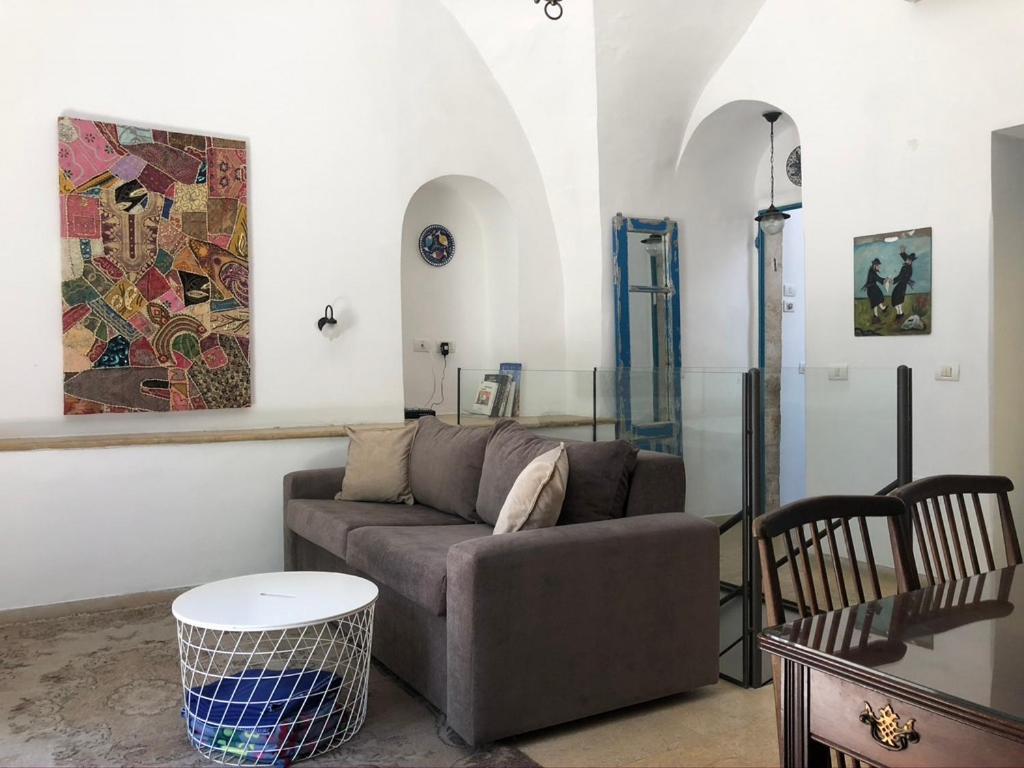 One Bedroom Stone Apartment エルサレム エクステリア 写真